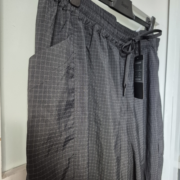 NWT Fabletics Ripstop Cargo Jogger Womens Size XXL - Picture 2 of 9
